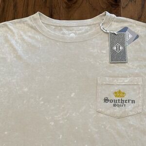 Southern Shirt Mens Island Lager Pocket Tee Snow Wash LG  NWT
